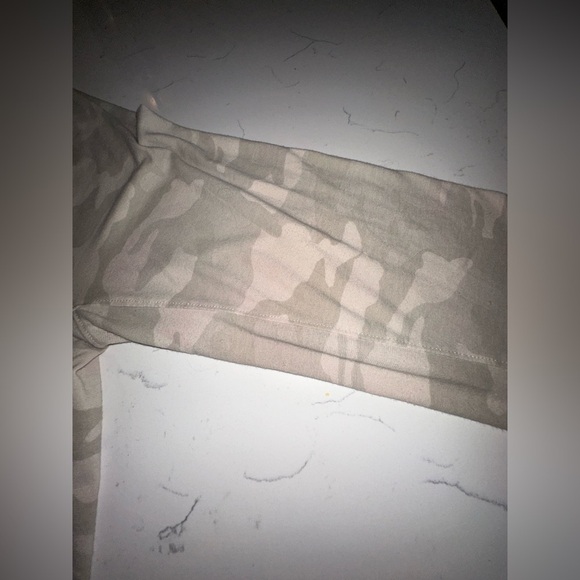 Abercrombie & Fitch Beige Quarter-Zip Pullover Men’s Large - Picture 10 of 10